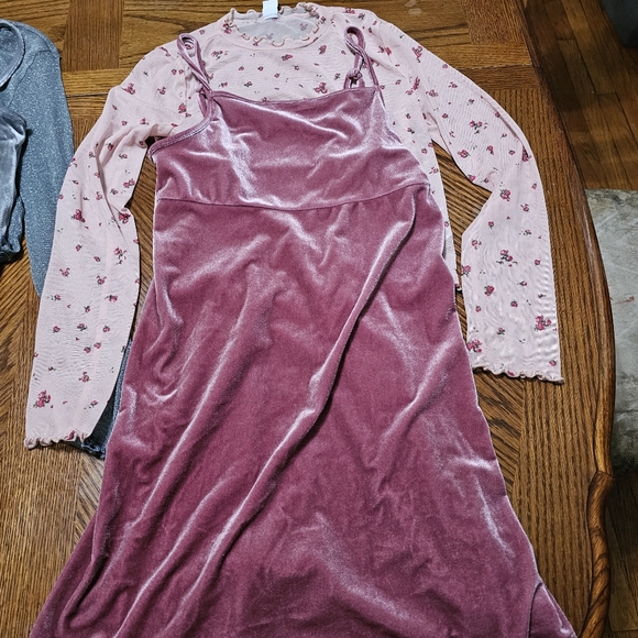 Old Navy Girls Dress and Shirt Bundle - Picture 5 of 5